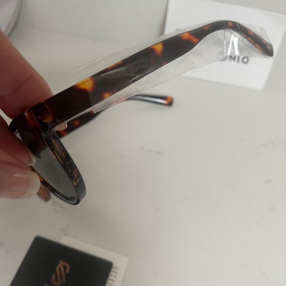 NEW TORTISHELL CAT EYE Polarized SUNGLASSES,NEW Sojos Sunglasses case/box - Picture 4 of 5